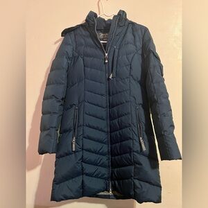 Eddie Bauer Women's Navy Quilted Puffer Jacket